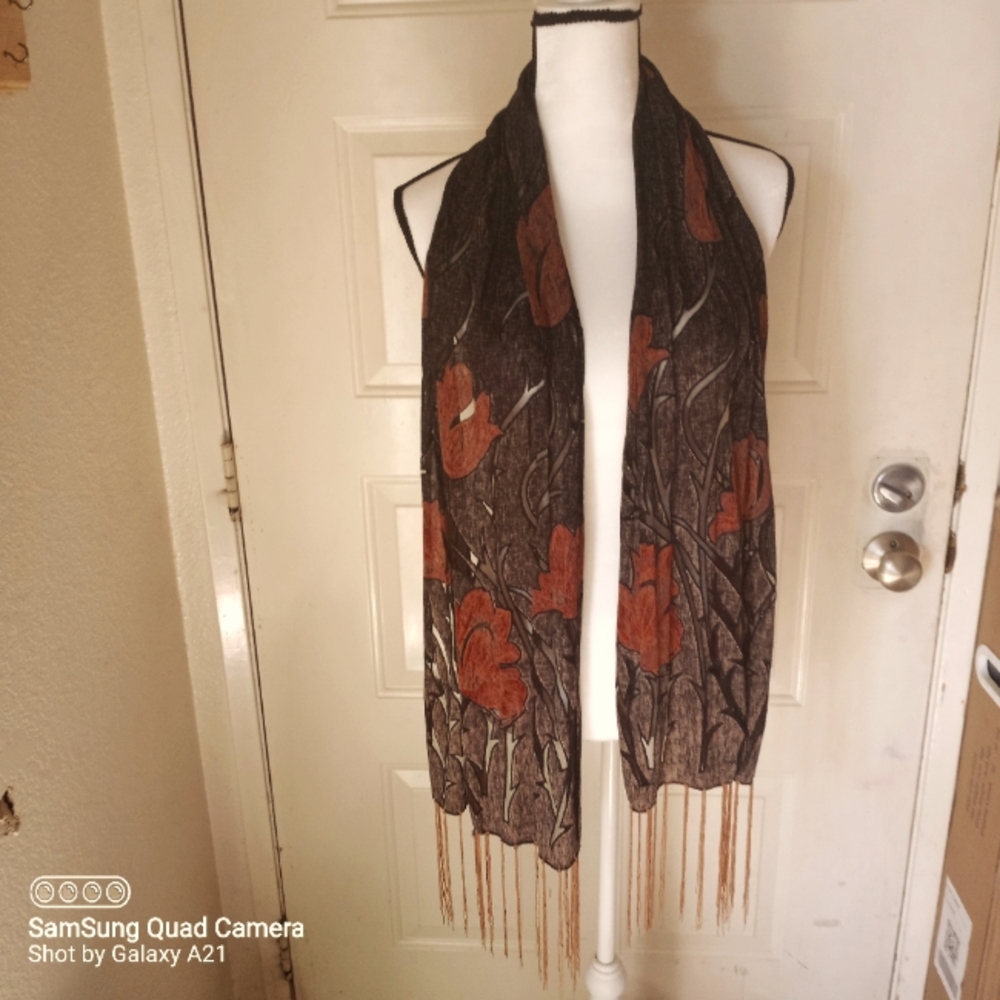 Burn out scarf